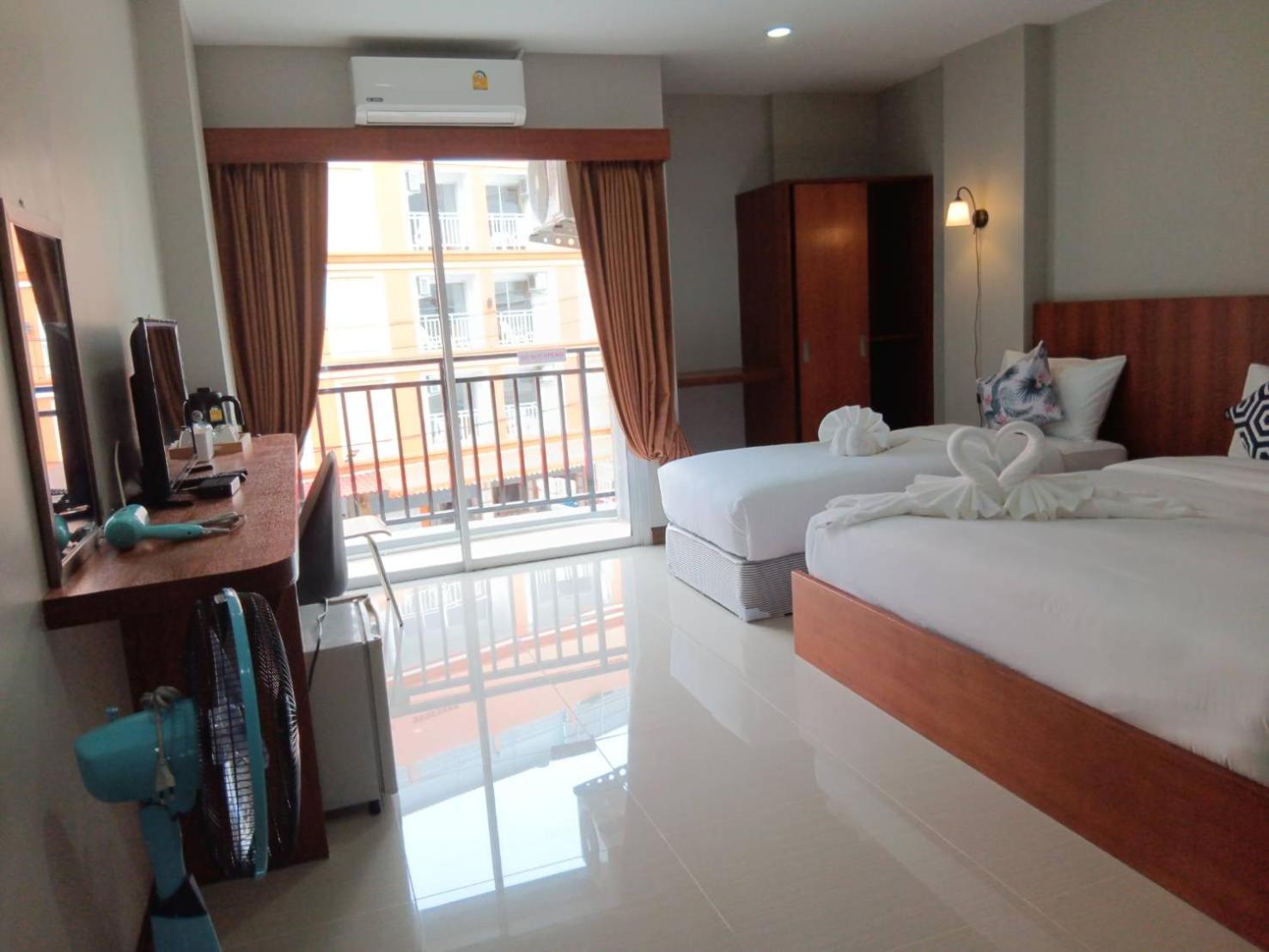 The Brown Boutique Patong Hotel Luaran gambar