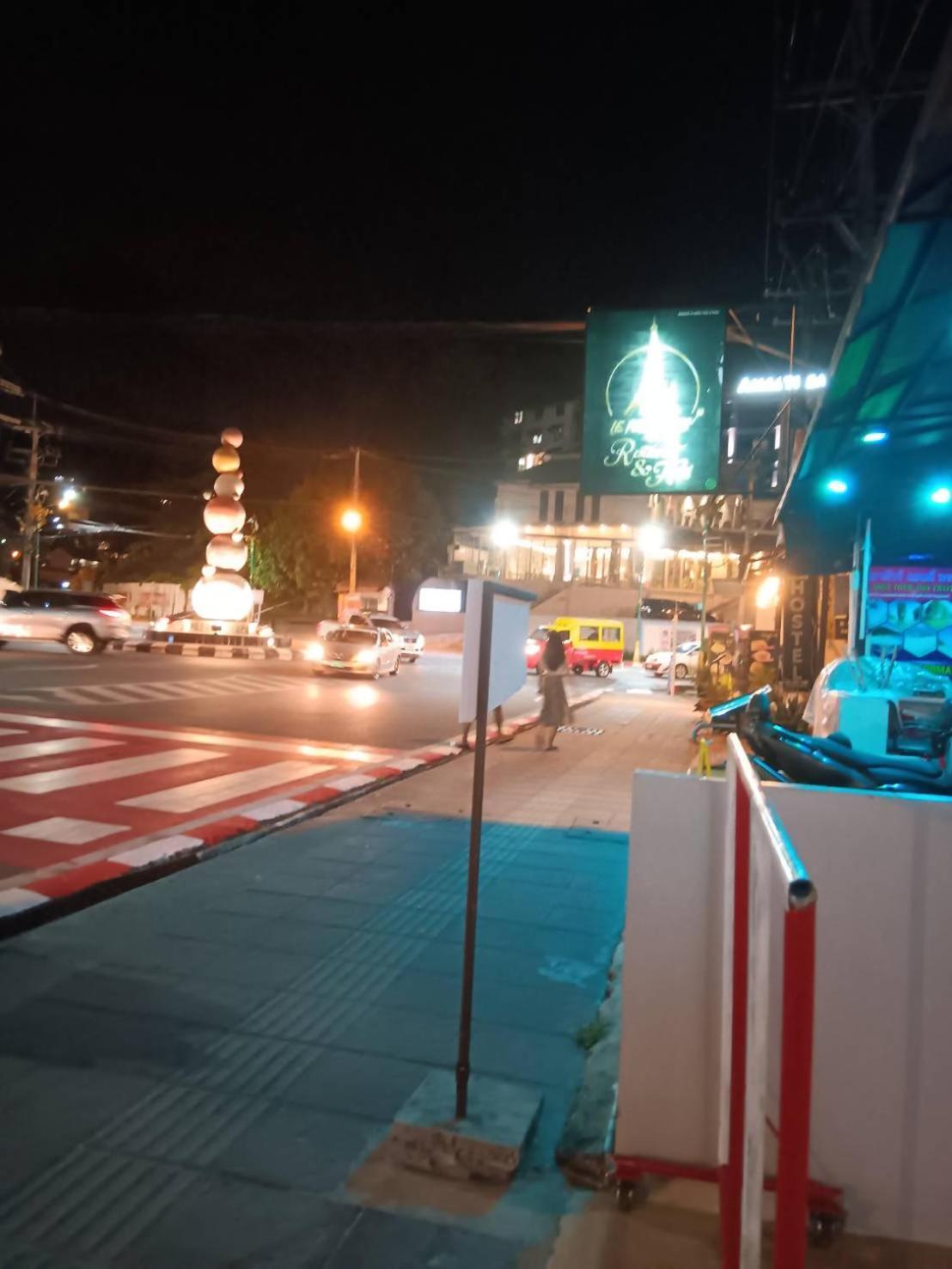 The Brown Boutique Patong Hotel Luaran gambar